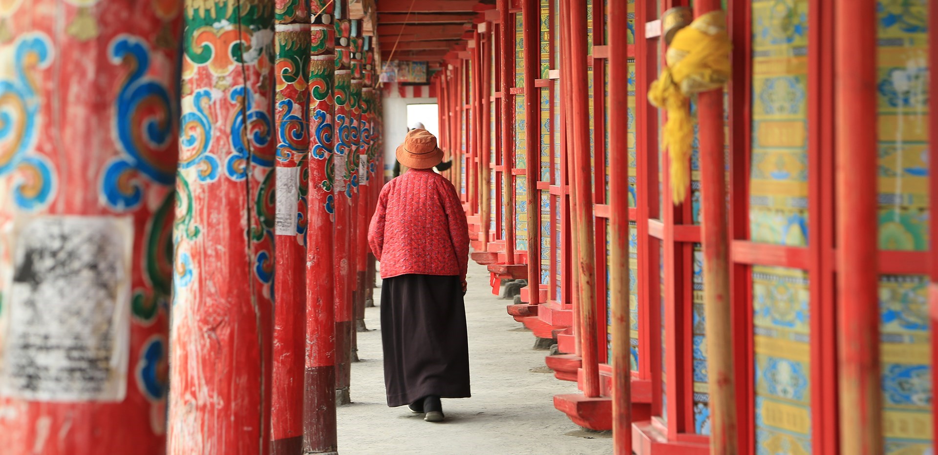 Amazing Western Sichuan with Danba, Tagong, and Yading